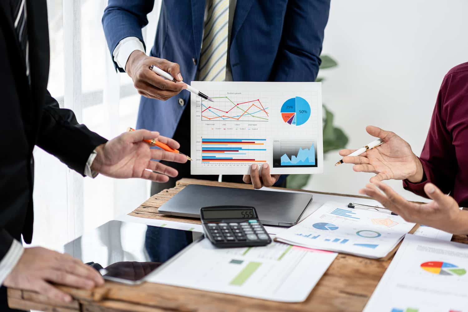 Descubra Como O Bpo Financeiro Pode Transformar O Controle Financeiro Empresarial - Synergy Administração Financeira Ltda