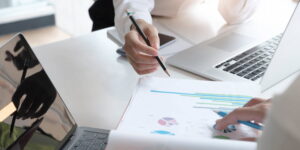 Garanta Eficiência E Segurança Com A Terceirização De Contas A Pagar E Receber - Synergy Administração Financeira Ltda